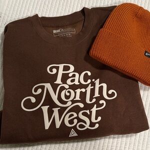 NWT Pacific Northwest Crew Hoodie with Beanie